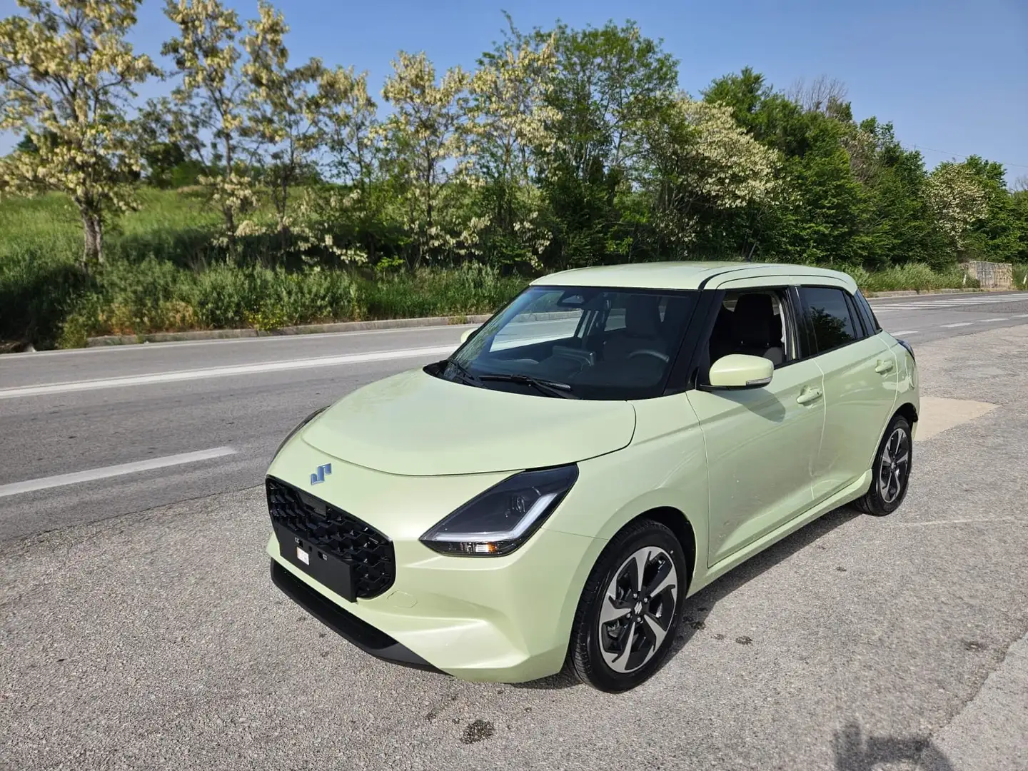 Suzuki Swift 1.2 HYBRID TOP - PROMO OTTOBRE! Bianco - 1
