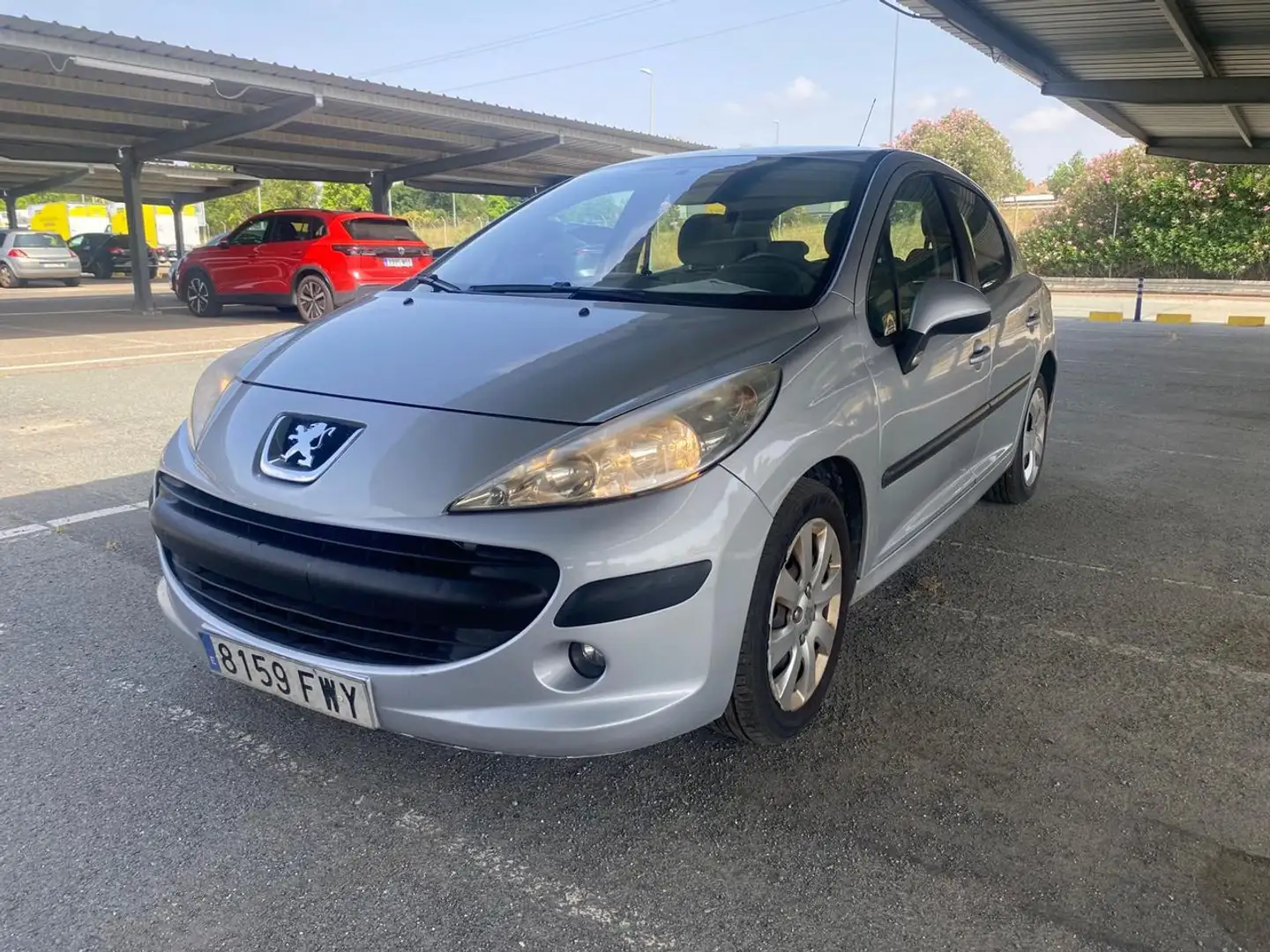 Peugeot 207 1.6i 16v XS Pack Серебристый - 2