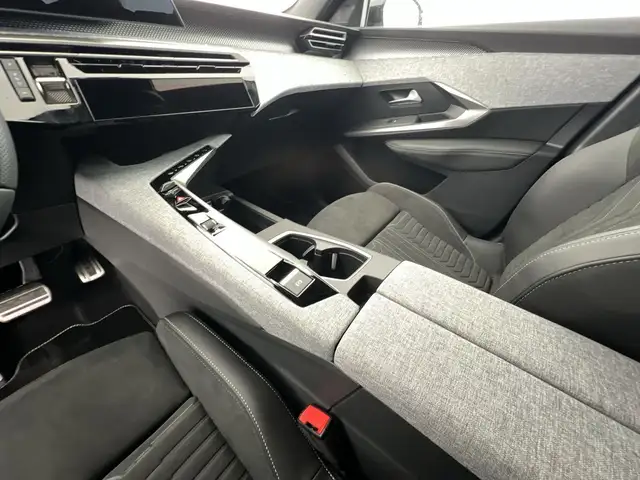Peugeot 5008 view 14