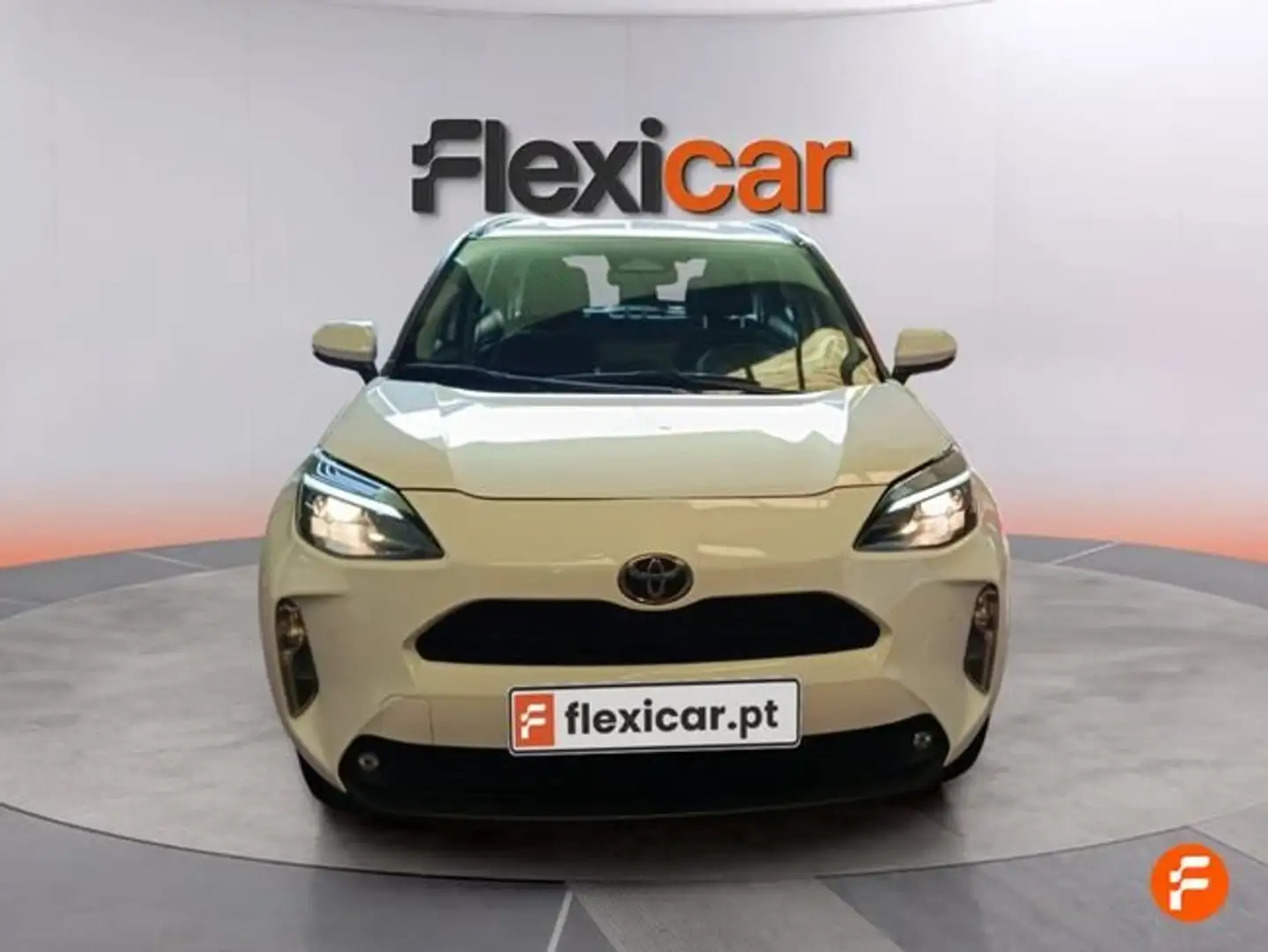 Toyota Yaris Cross 120H Active Plus Blanco - 2