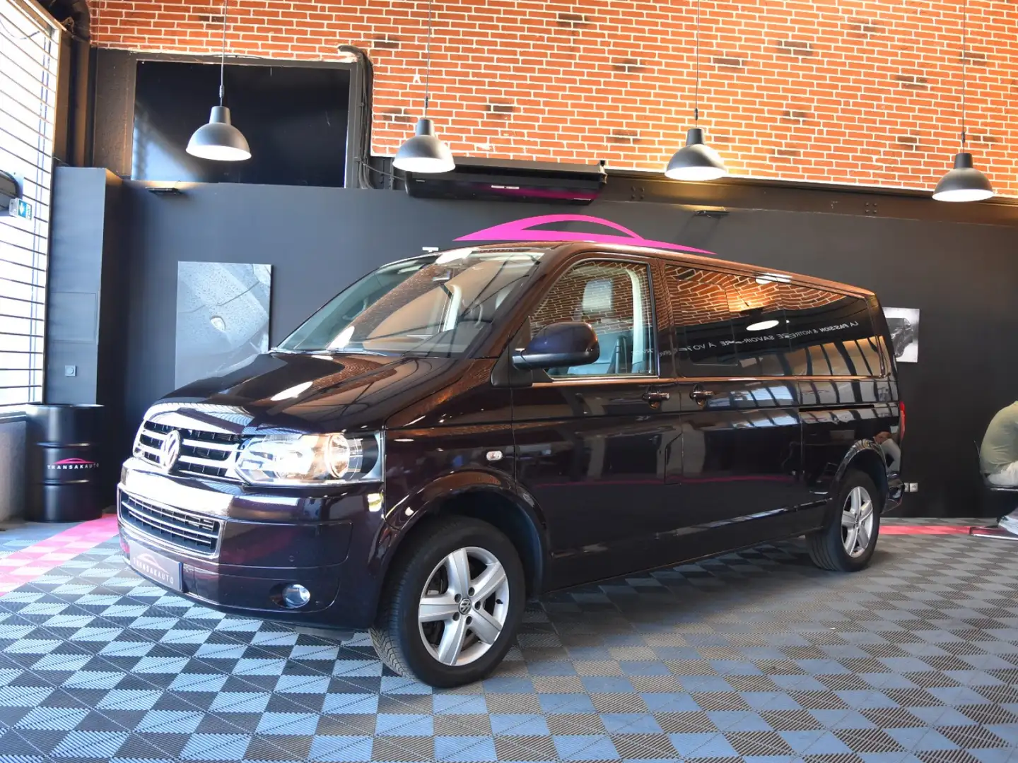 Volkswagen LT 2.0 TDI 180ch HIGHLINE Червоний - 1