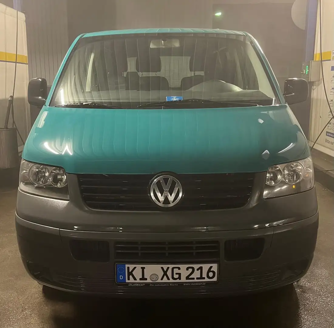 Volkswagen T5 Transporter - 2