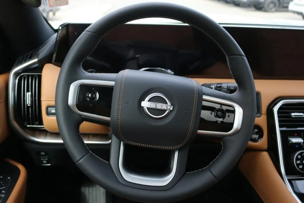 Nissan Armada снимка Nissan Armada