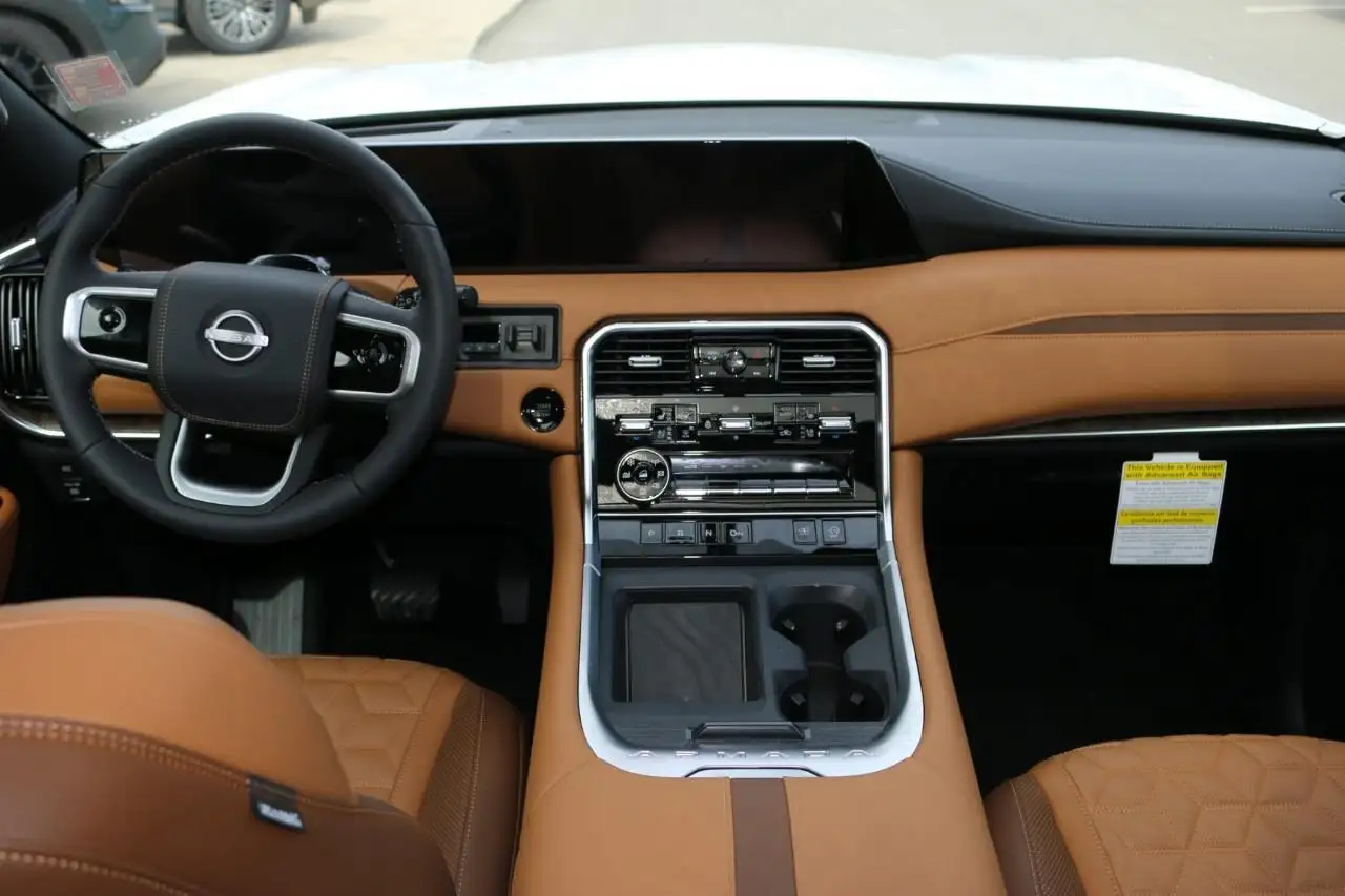 Nissan Armada снимка Nissan Armada