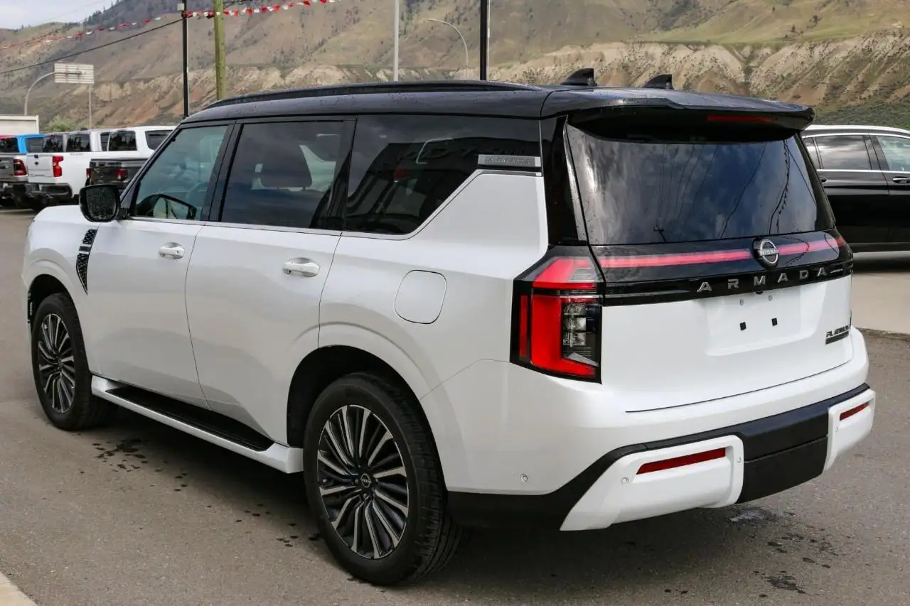 Nissan Armada снимка Nissan Armada