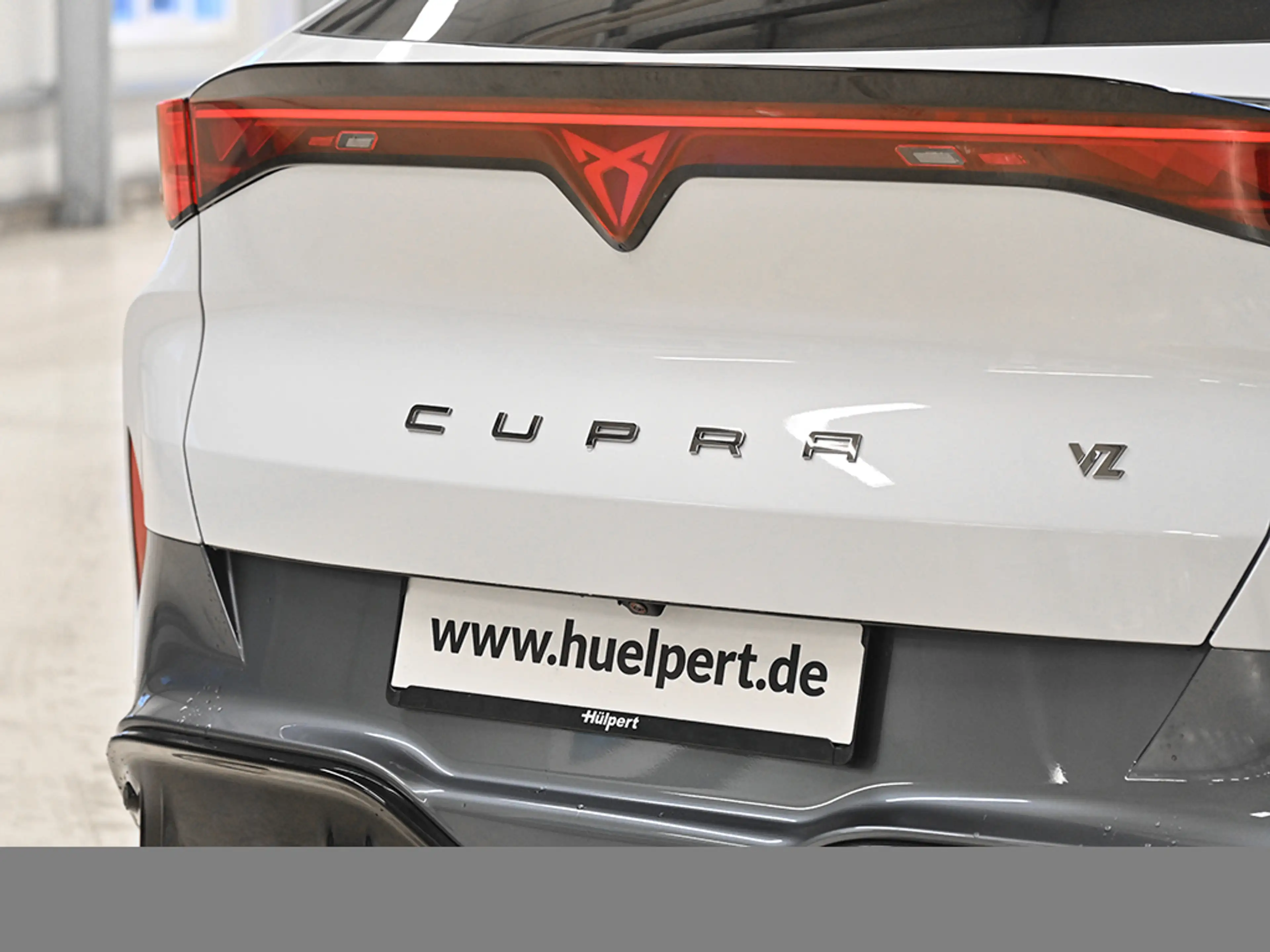 CUPRA Tavascan VZ 4DRIVE WÄRMEPUMPE eSITZE PANO HEADUP — photo 9