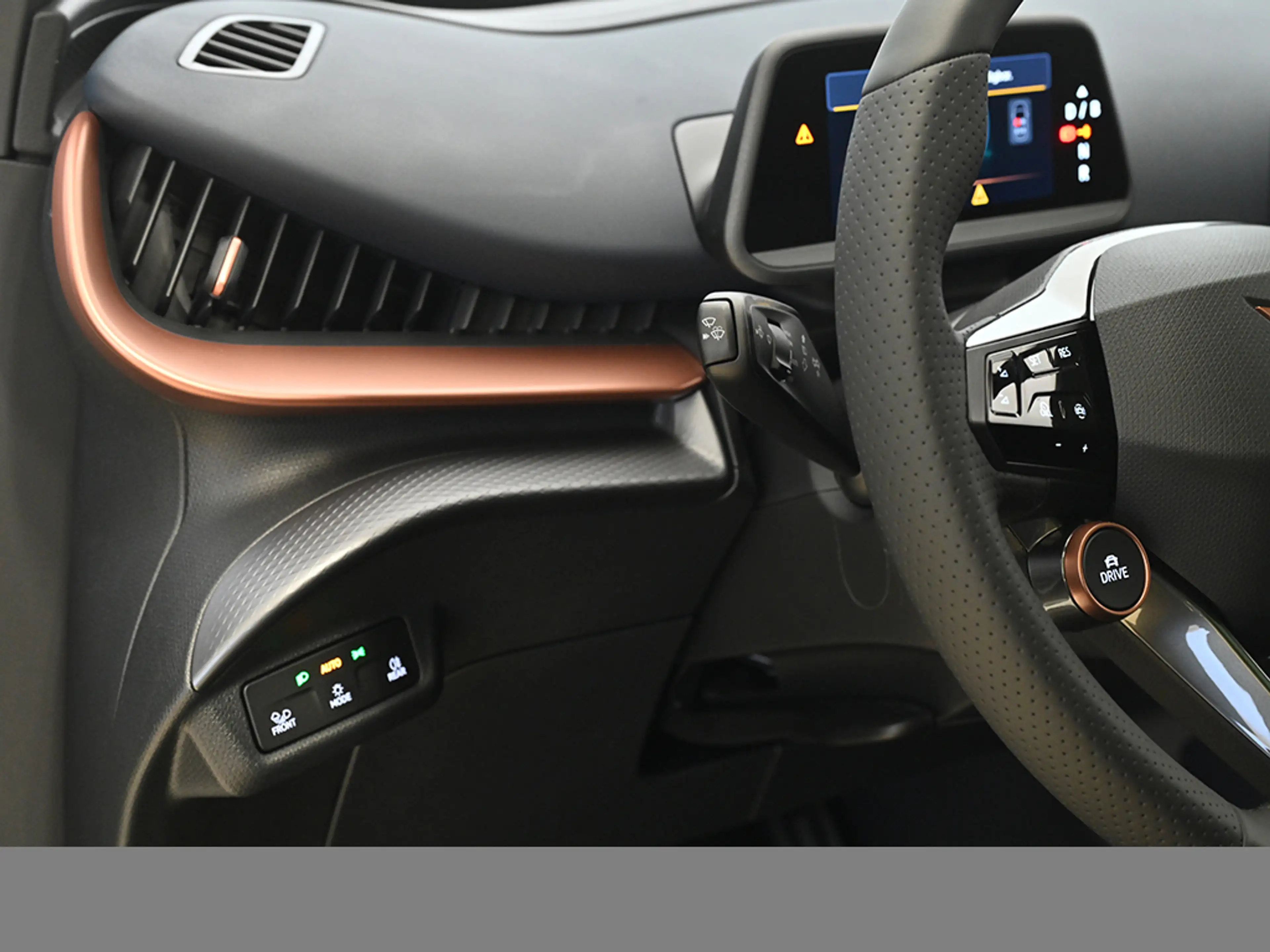 CUPRA Tavascan VZ 4DRIVE WÄRMEPUMPE eSITZE PANO HEADUP — photo 15