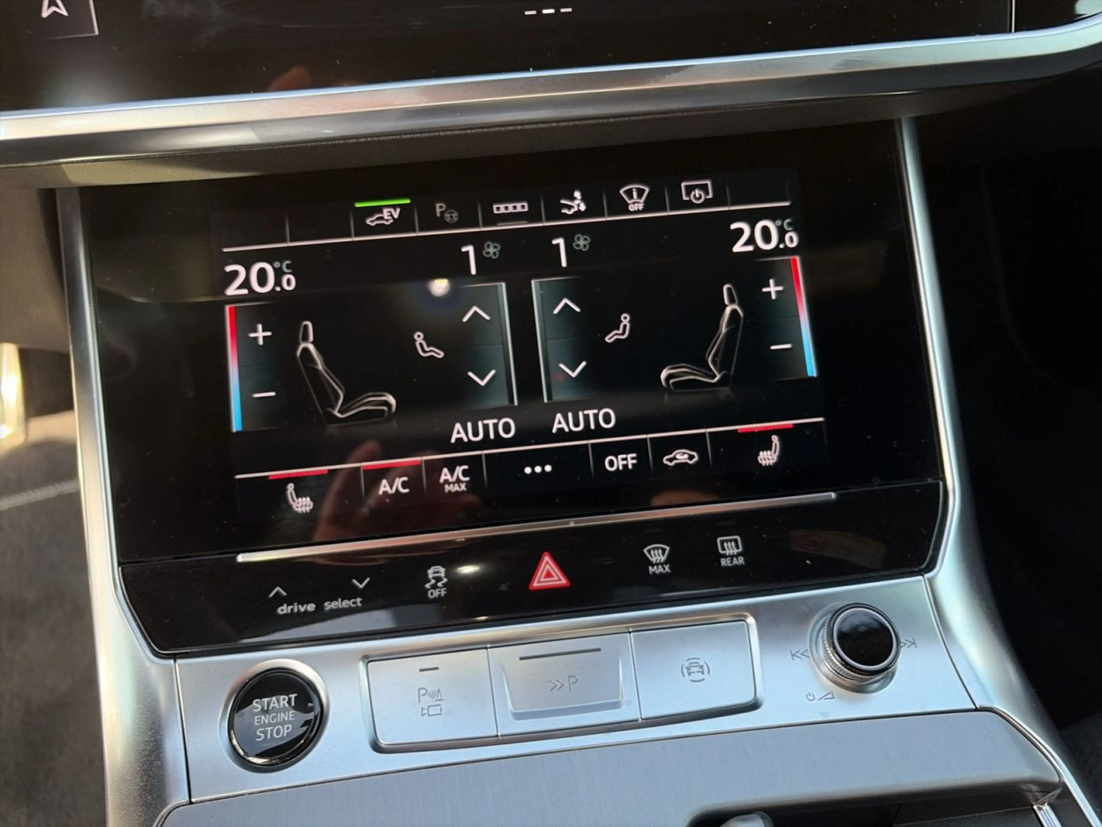 Audi A7 Sportback TFSI e 50 qu. S line S tronic Matrix — photo 14