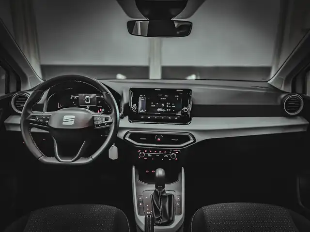 Seat Arona view 9