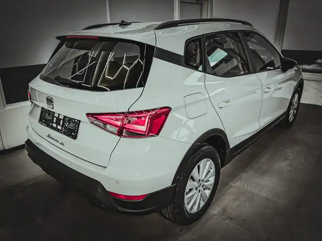 Seat Arona view 4