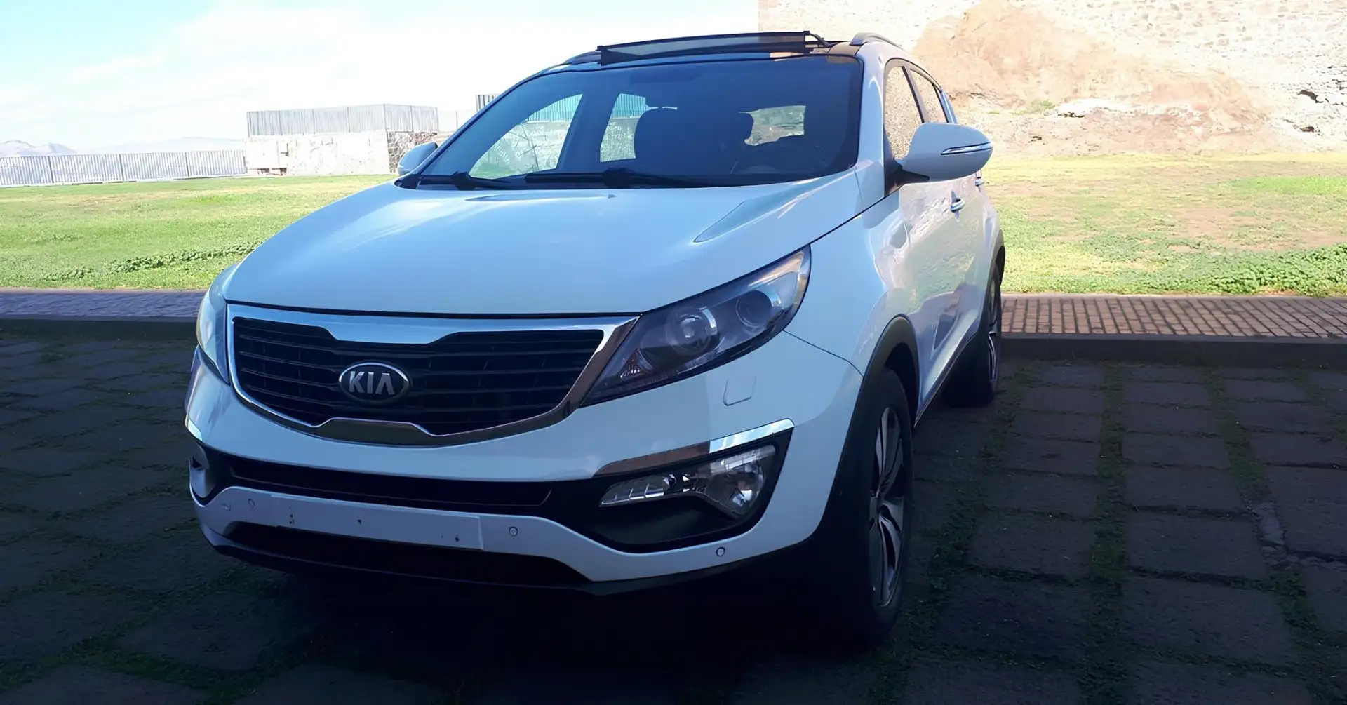 Kia Sportage 1.7 CRDI VGT 2WD Cool Bianco - 2