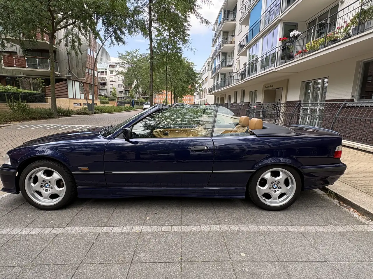 BMW 320i KM NAP✅, M-Pakket , 6 Cilinder!!, foto 3