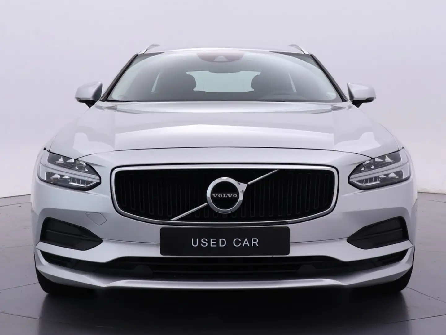 Volvo V90 2.0 T5 Momentum Grijs - 2