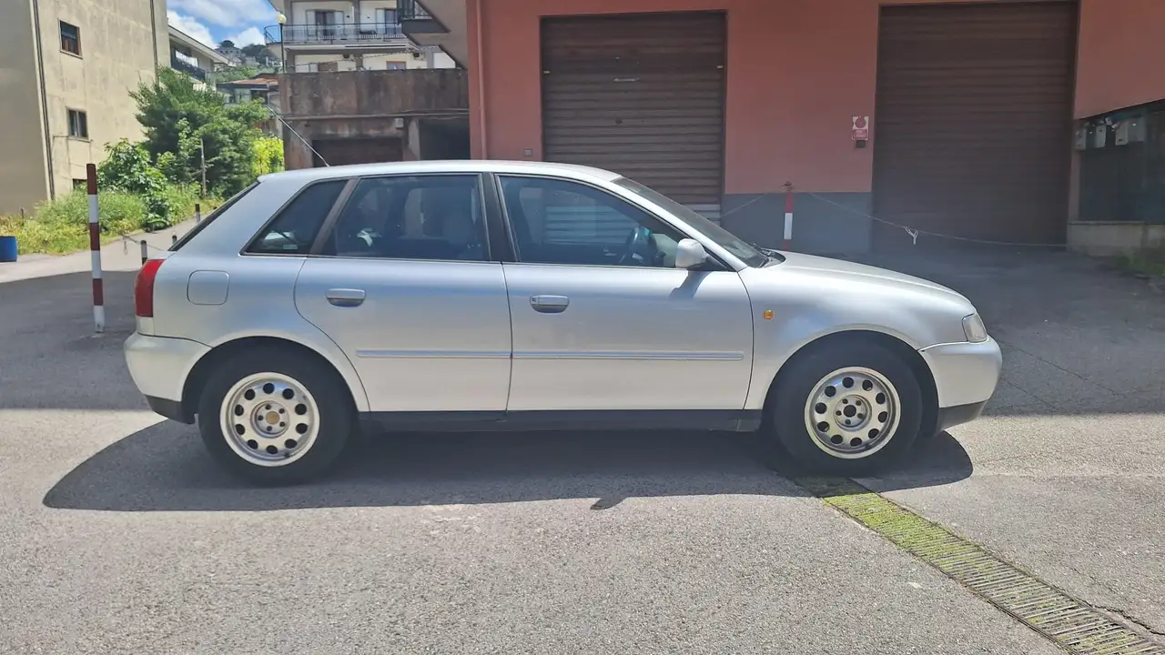 Audi A3 5p 1.8 Ambiente, foto 5