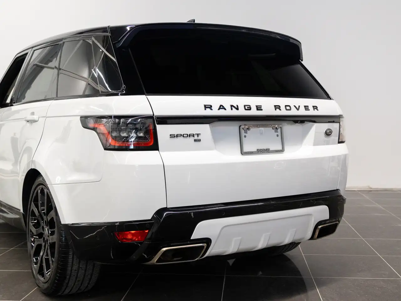 Land Rover Range Rover Sport снимка Land Rover Range Rover Sport