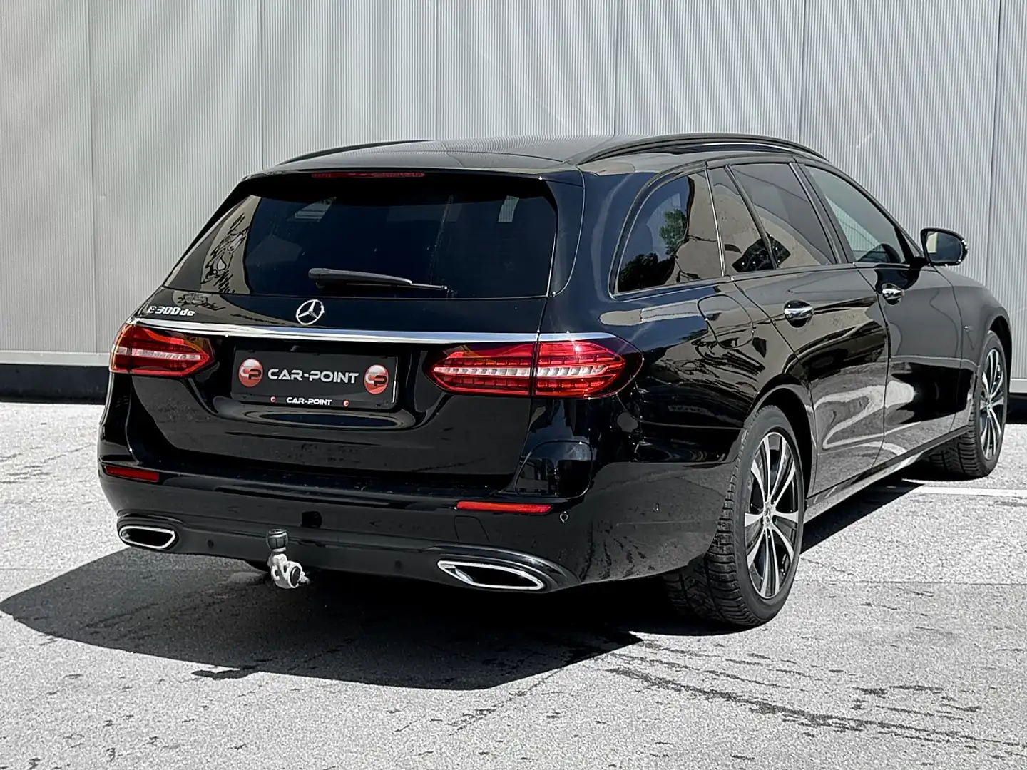 Mercedes-Benz E 300 de PHEV T Aut. Avantgarde Schwarz - 2