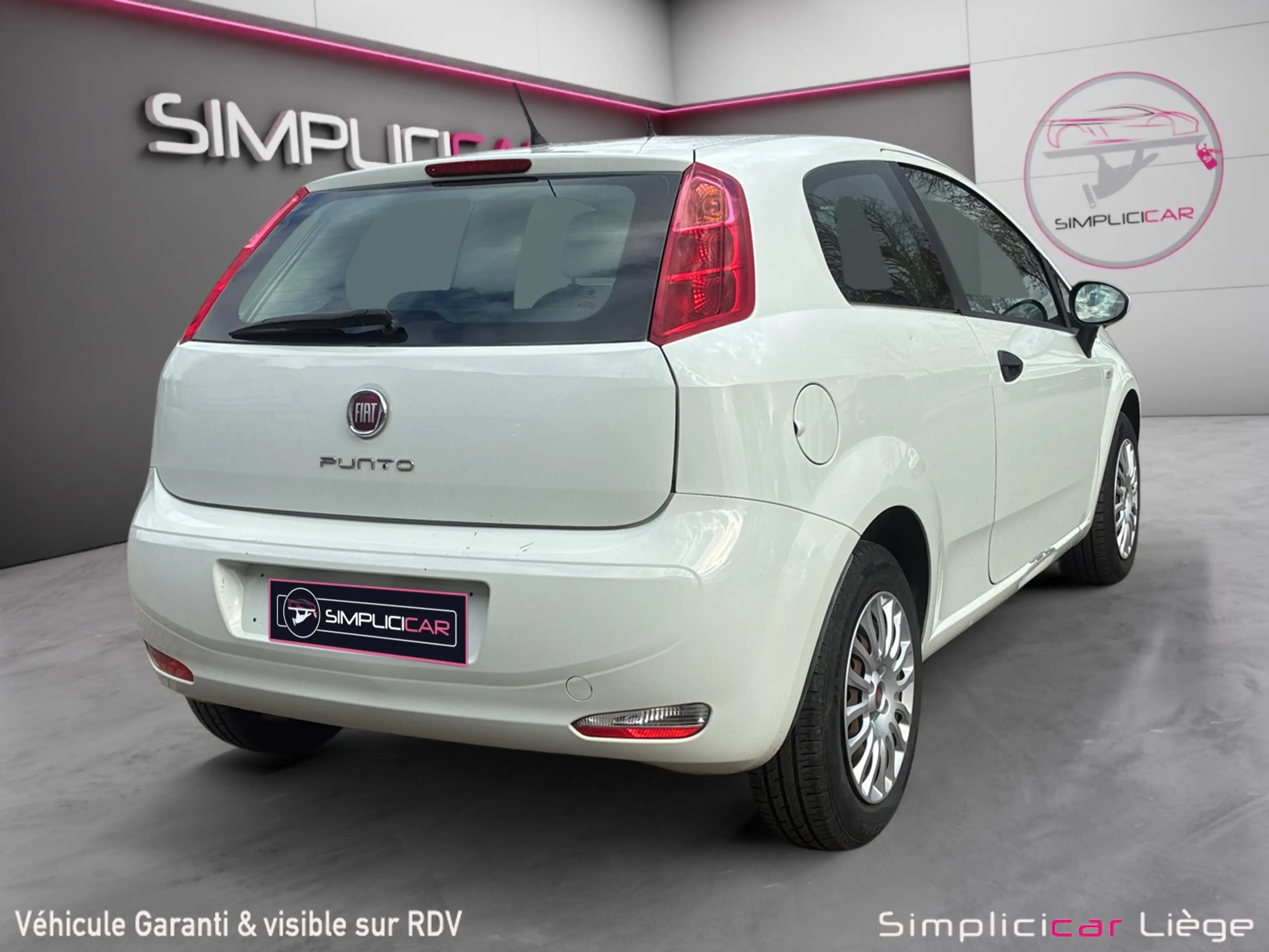 Fiat Punto Punto 1.2i Young — photo 7