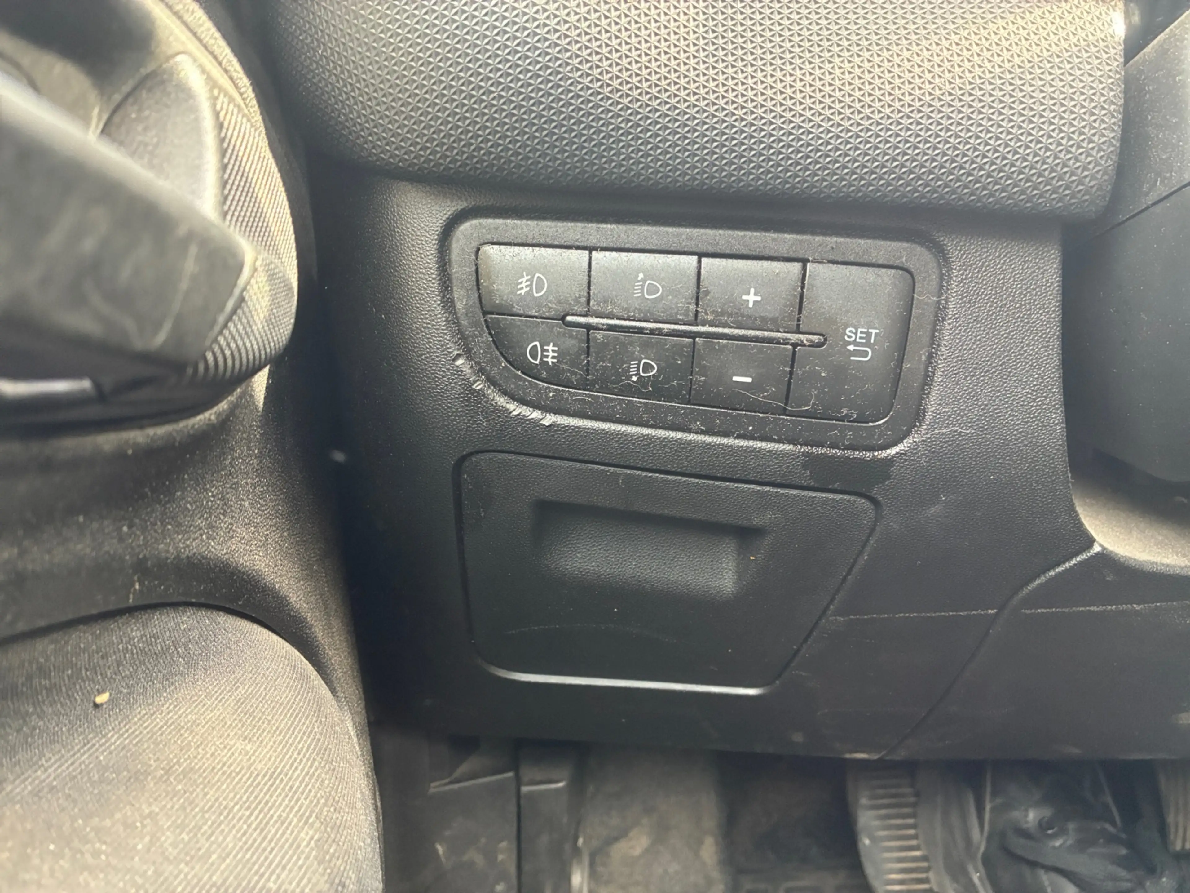 Fiat Punto Punto 1.2i Young — photo 15