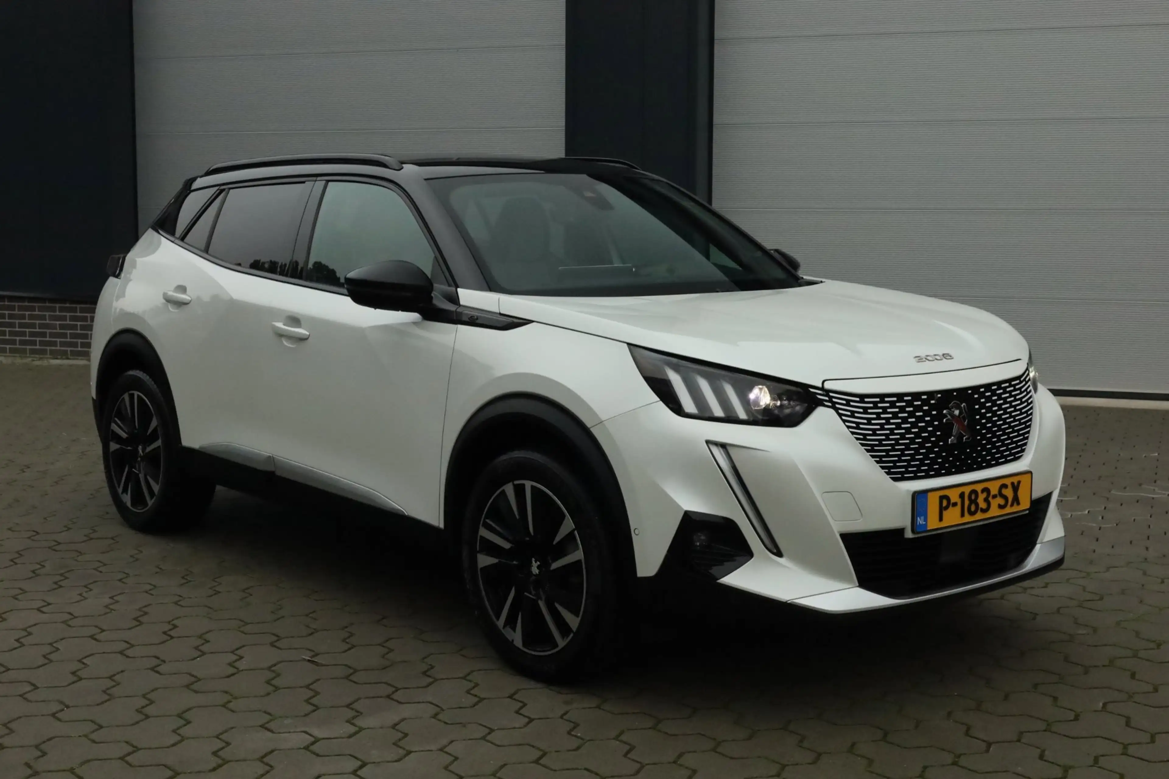 Peugeot e-2008 EV GT Pack 50 kWh Keyless Adaptief Carplay Sfeer — photo 5