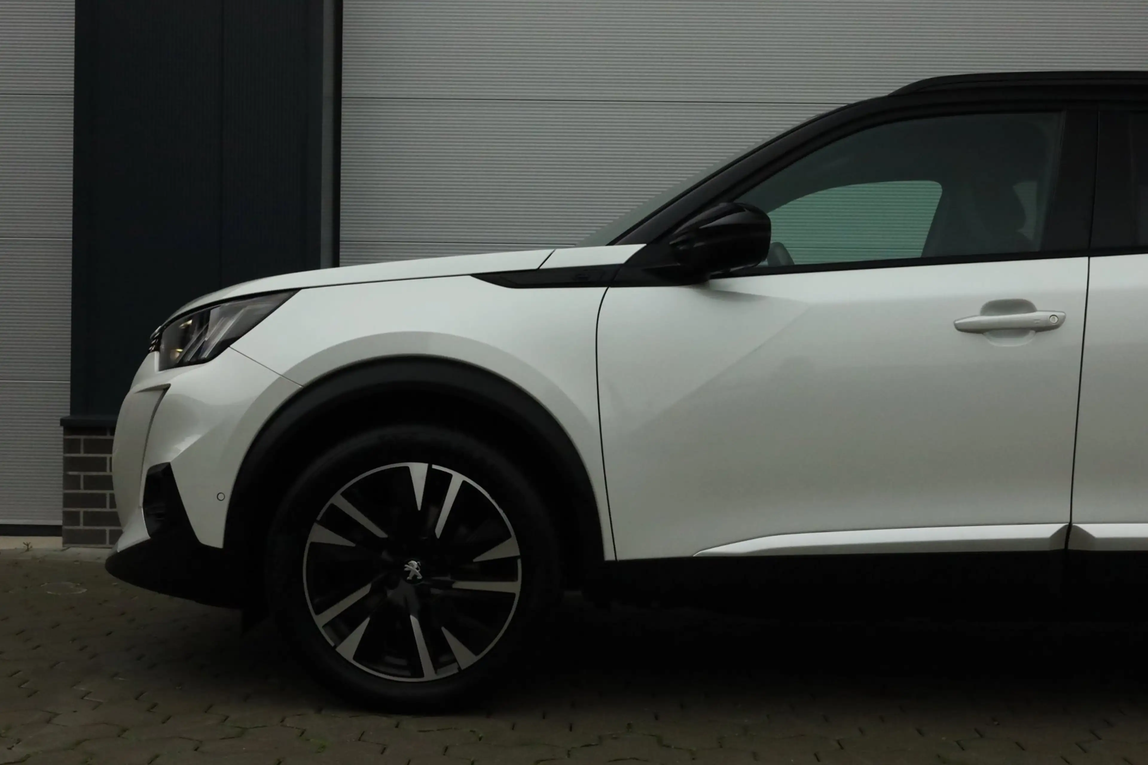 Peugeot e-2008 EV GT Pack 50 kWh Keyless Adaptief Carplay Sfeer — photo 8