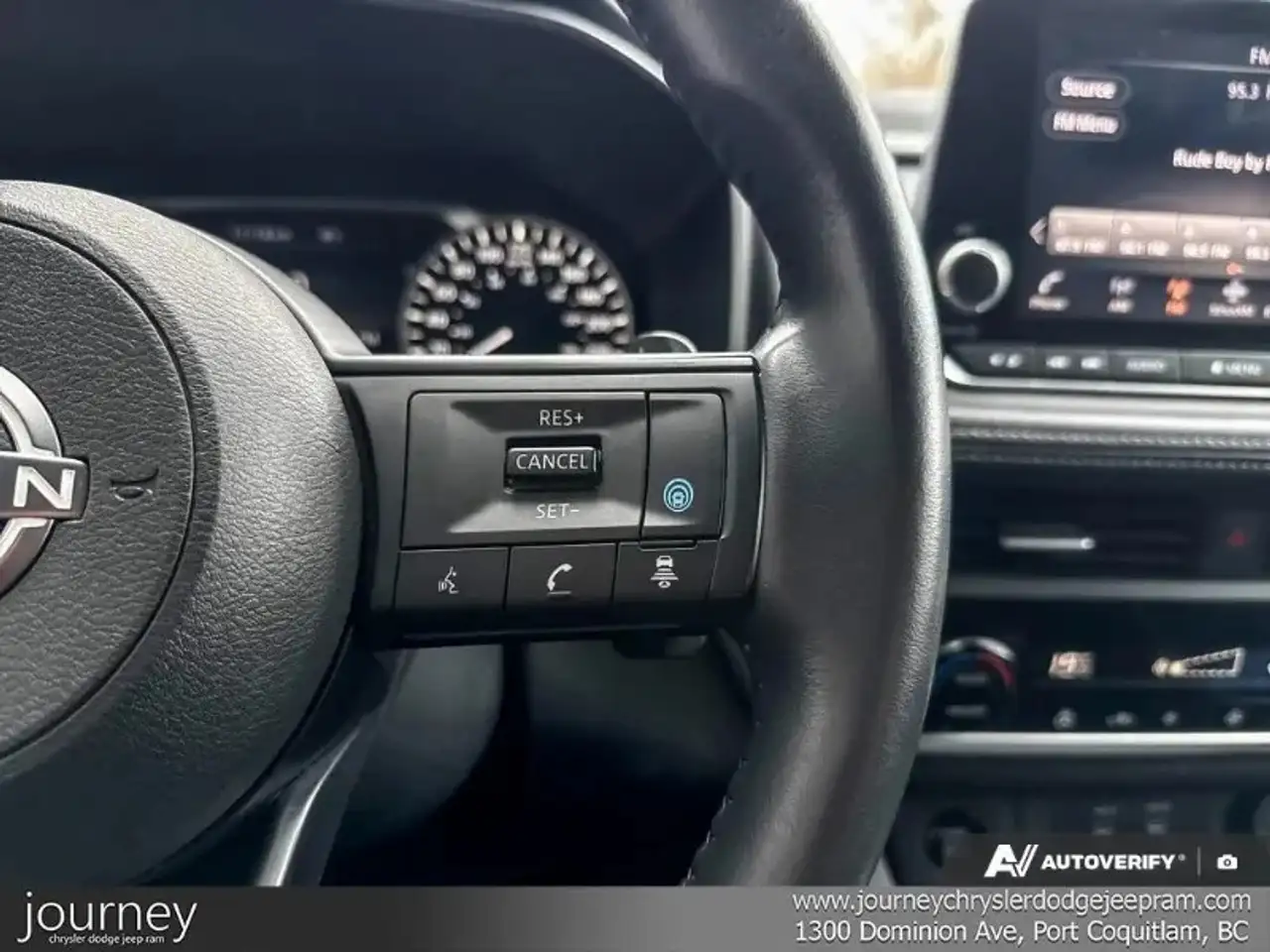Nissan Rogue photo Nissan Rogue