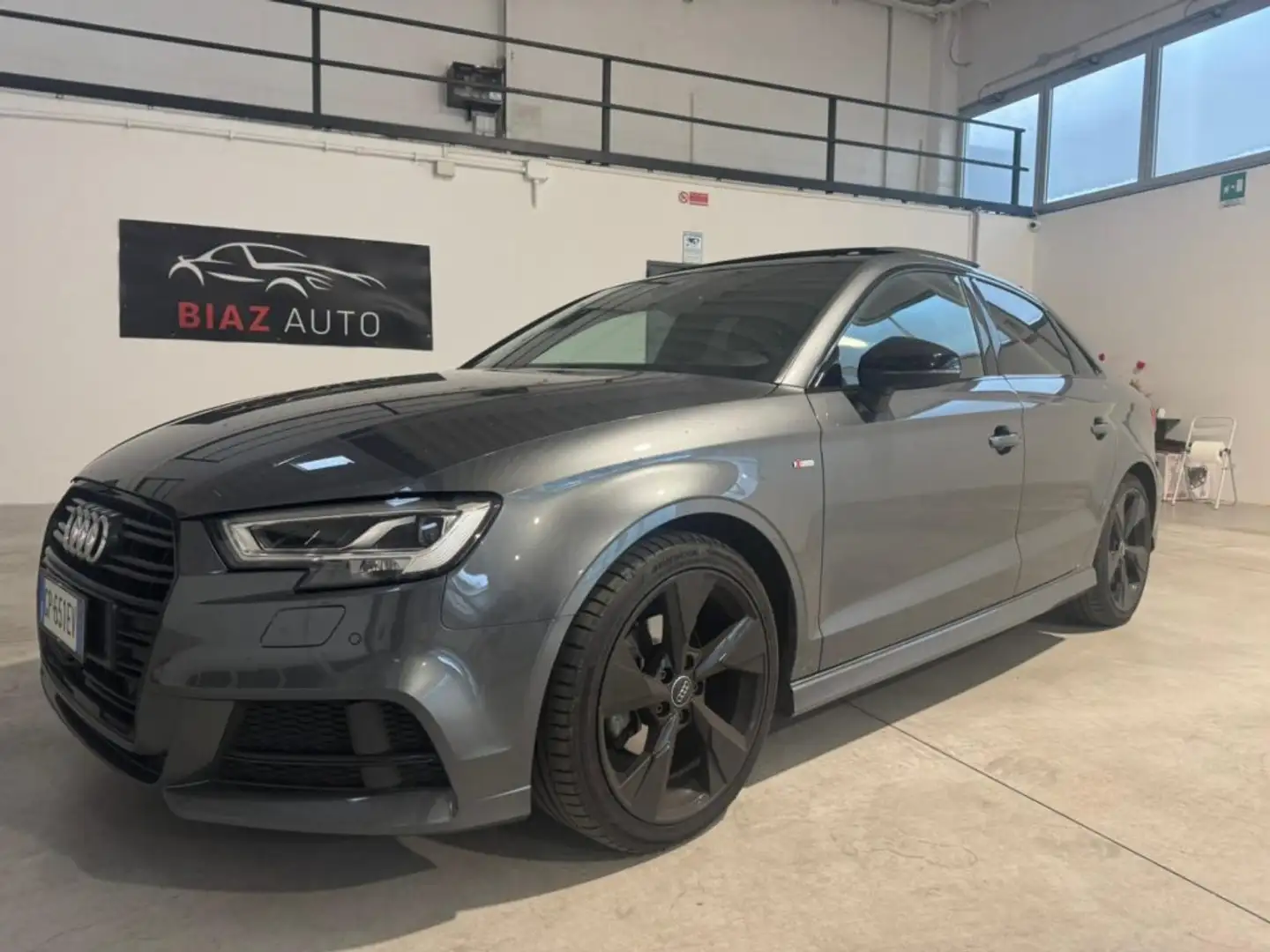 Audi A3 Sedan 1.5 TFSI COD S tronic Sport Total S Line Gri - 1