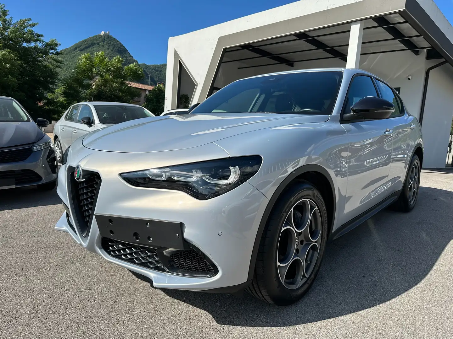 Alfa Romeo Stelvio 2.2 t Sprint rwd 160cv auto Bleu - 1