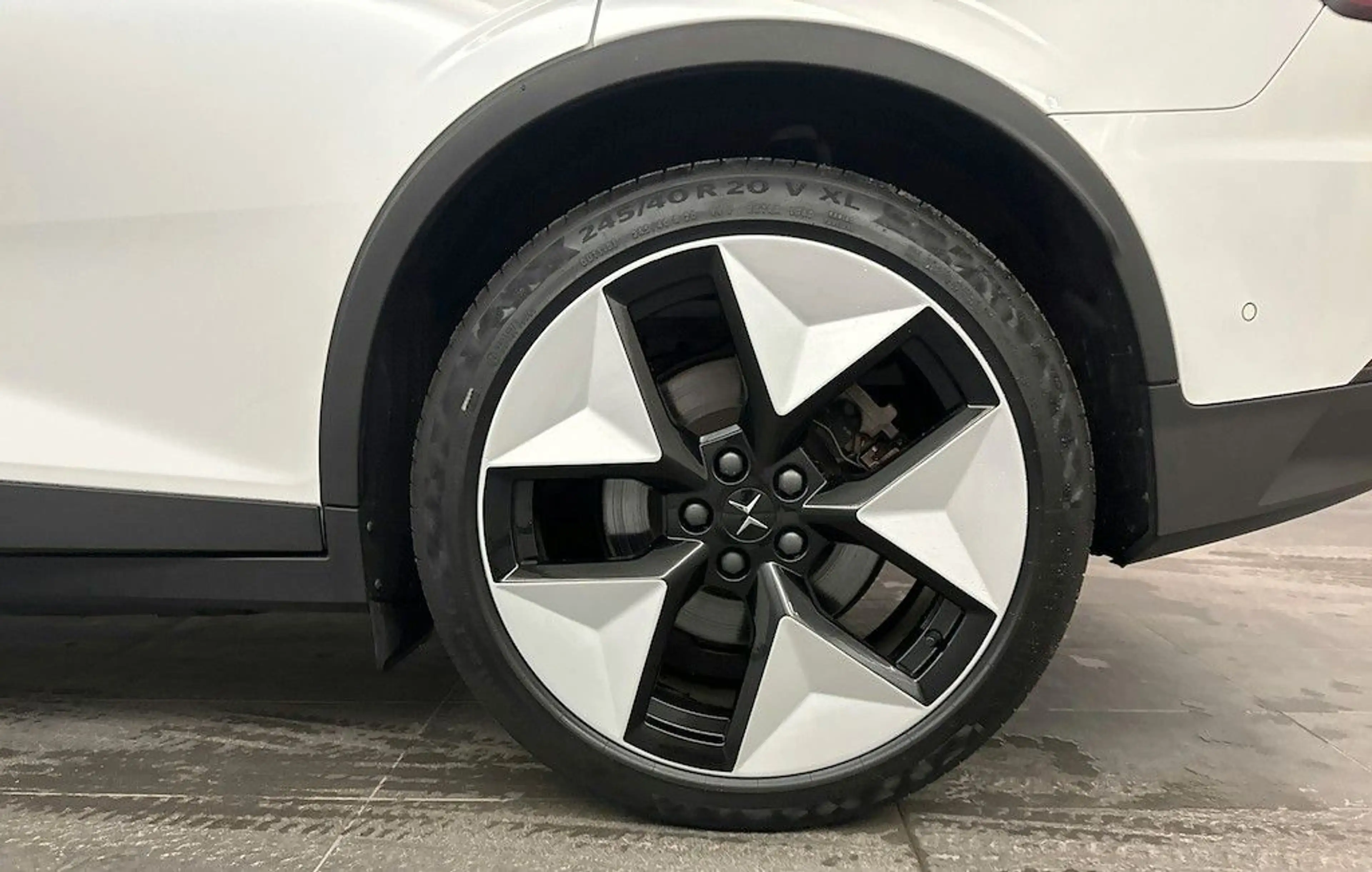 Polestar 2 Long Range Single — photo 3