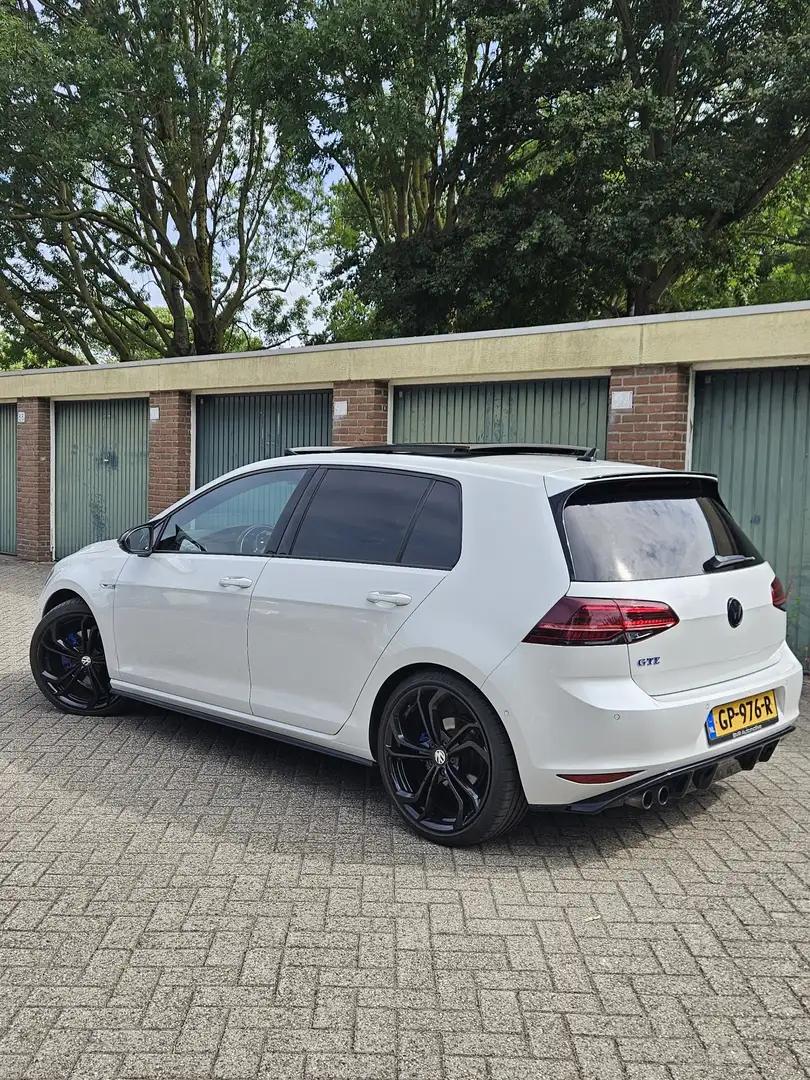 Volkswagen Golf GTE Unieke parelmoer witte bomvolle Golf 7 GTE - 2