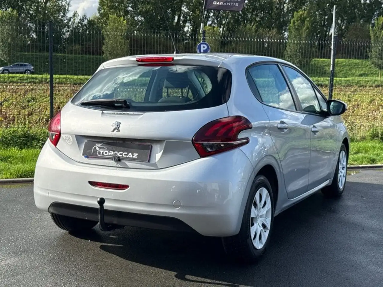 Peugeot 208 208 — photo 3