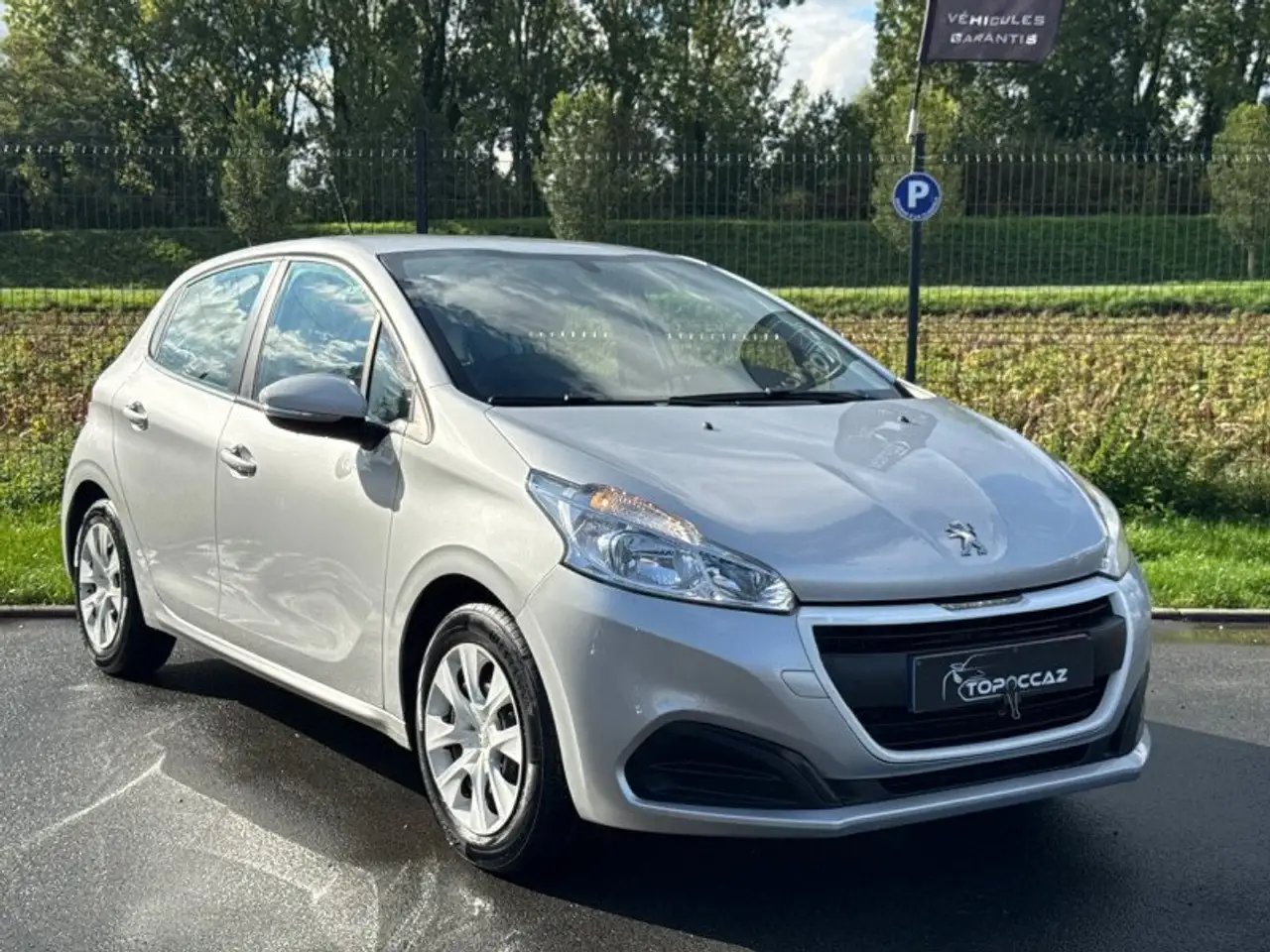 Peugeot 208 208 — photo 2