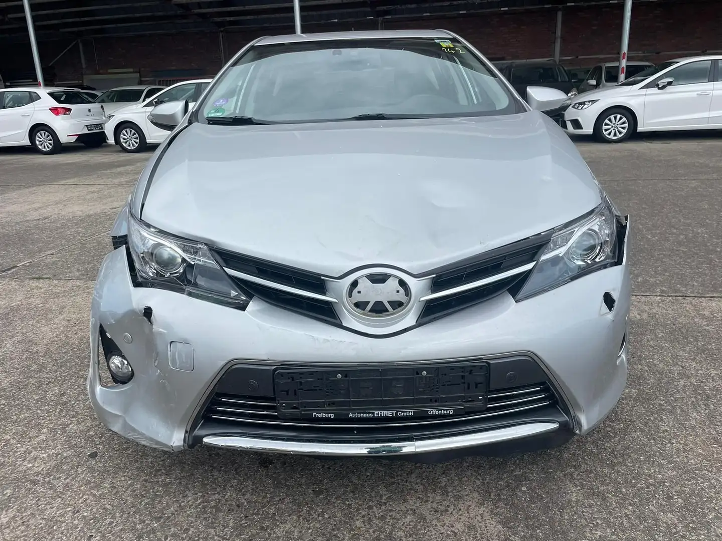 Toyota Auris Hybrid Executive/KLIMA/PDC/KAMERA/S-HEFT Argintiu - 2