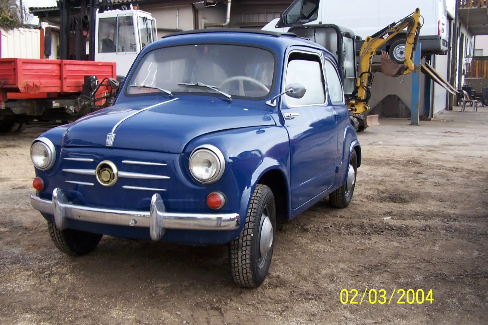 Fiat 600 Blau - 2