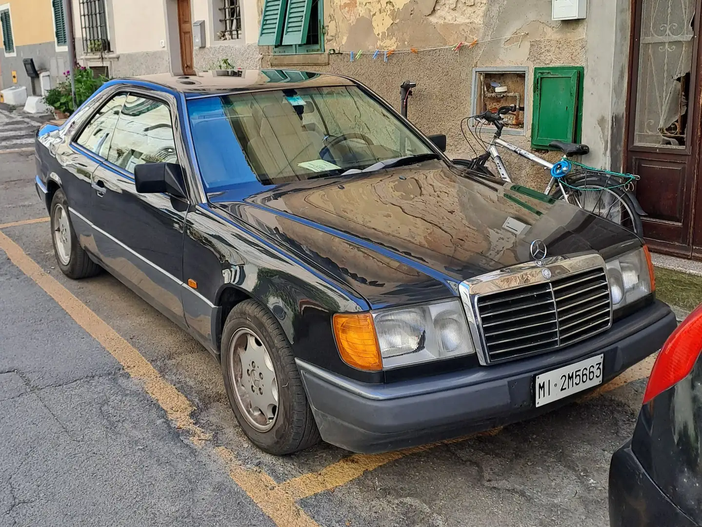 Mercedes-Benz CE 300 Nero - 1