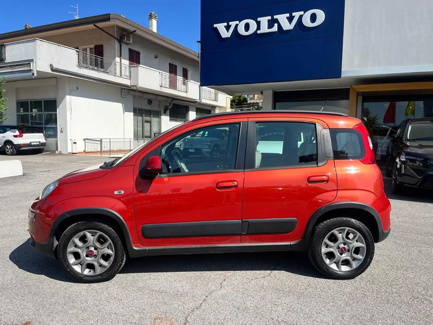 Fiat Panda Panda 0.9 TwinAir Turbo Natural Power Trekking Arancione - 2