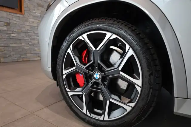 BMW X1 M35i xDrive Sportpaket Head-Up HK HiFi DAB Ansicht 36