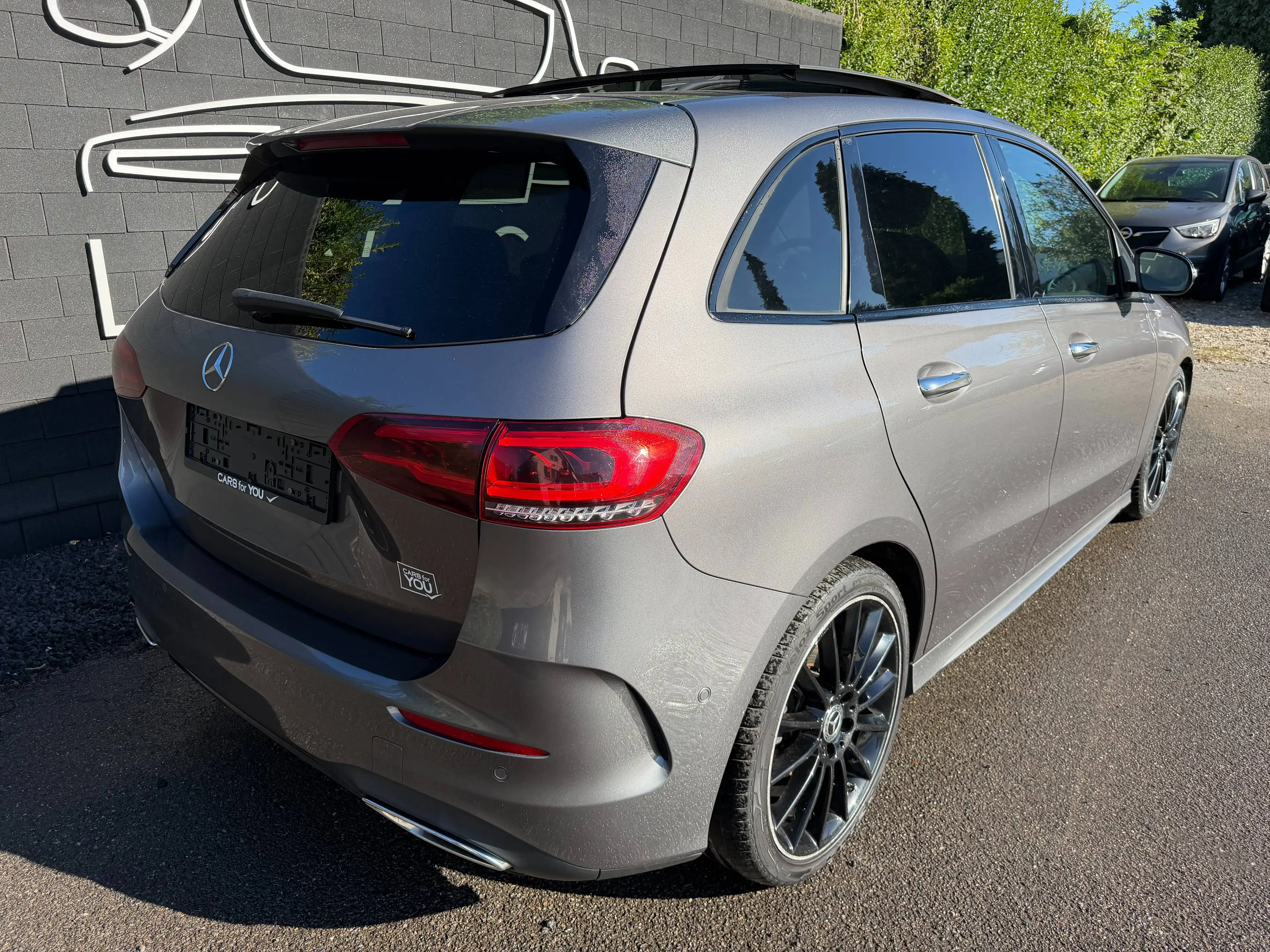 Mercedes-Benz B 200 d+PACK AMG+TOIT OUVRANT+AMBI LIGHT+CAMERA+LED — photo 4