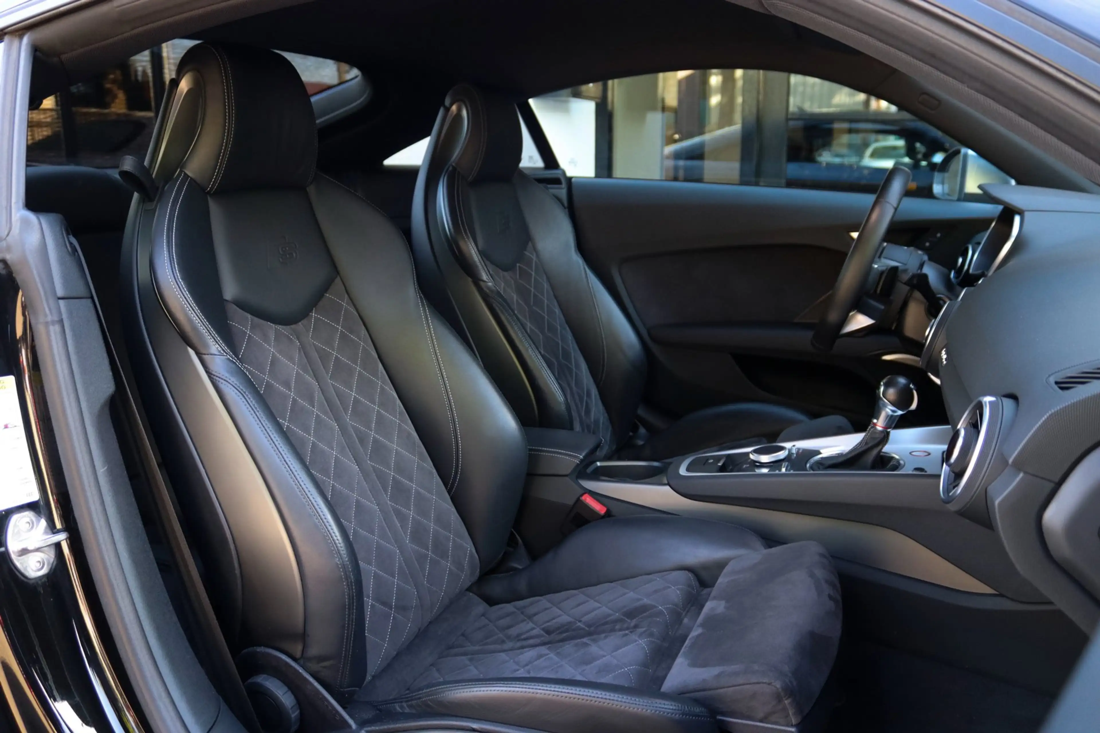 Audi TT RS 2.0 TFSI TTS Quattro STOELEN B&O VIRTUAL — photo 2