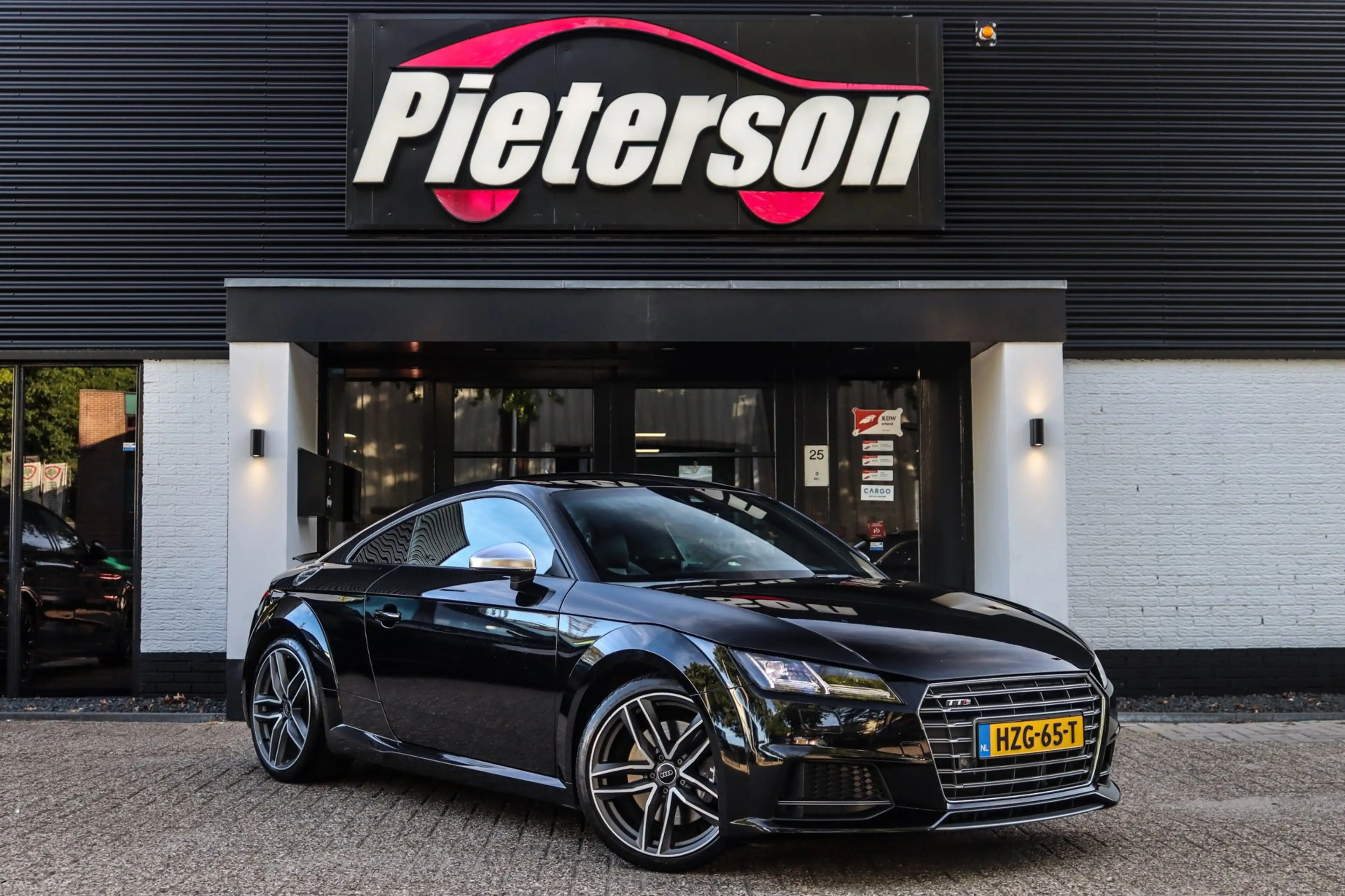 Audi TT RS 2.0 TFSI TTS Quattro STOELEN B&O VIRTUAL