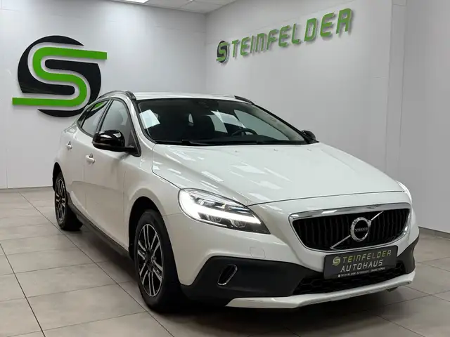 Volvo V40 Cross Country / SHZ / NAVI / KEYLESS / RKAM