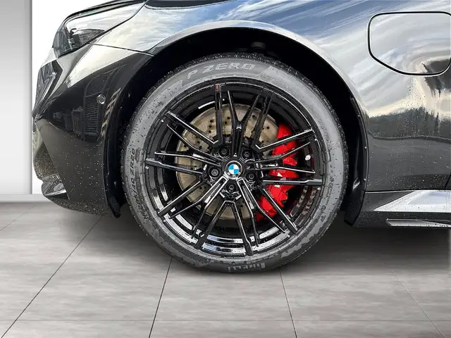 BMW M5 Touring PANO | AHK | Comfort Paket | Alcantara Dac Ansicht 6