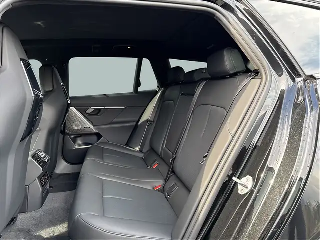 BMW M5 Touring PANO | AHK | Comfort Paket | Alcantara Dac Ansicht 11