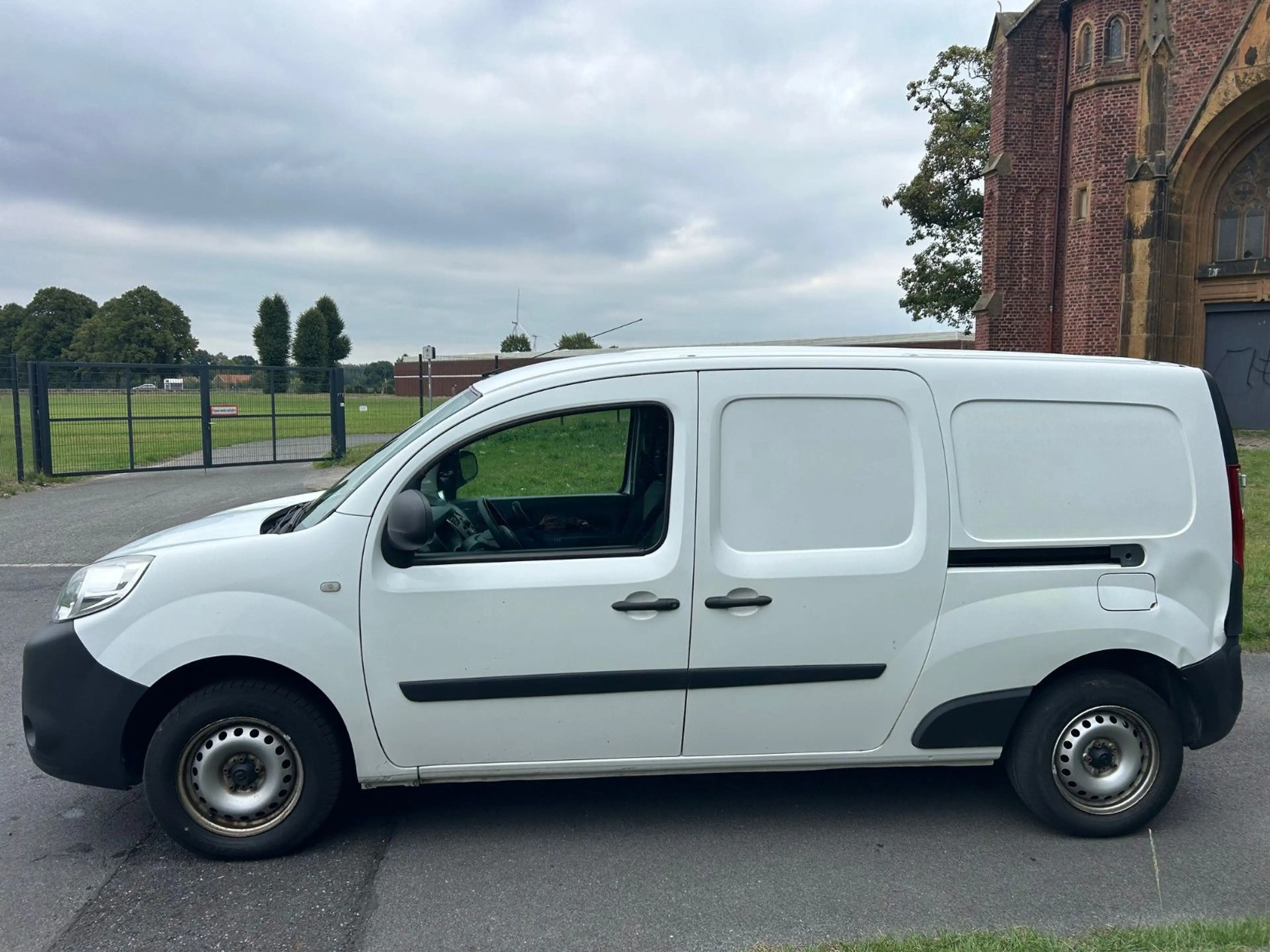 Renault Kangoo Rapid Maxi Extra Klima 2x Schiebetüren !! — photo 5