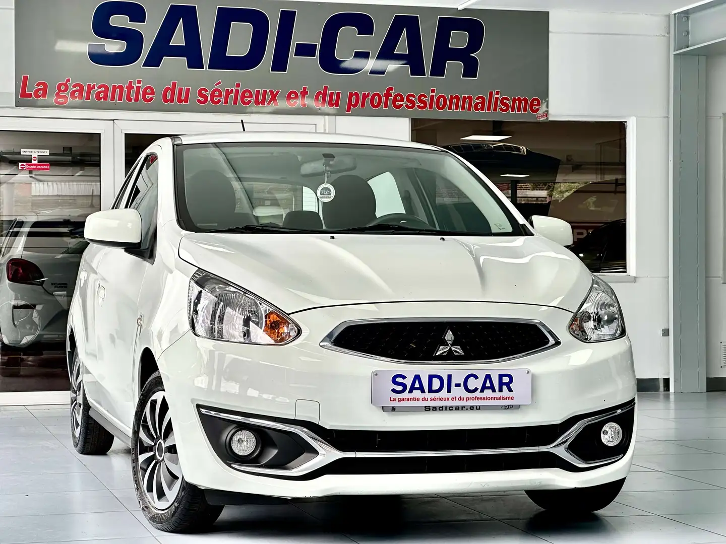 Mitsubishi Space Star Space Star 1.0i 71cv 5P Blanc - 1