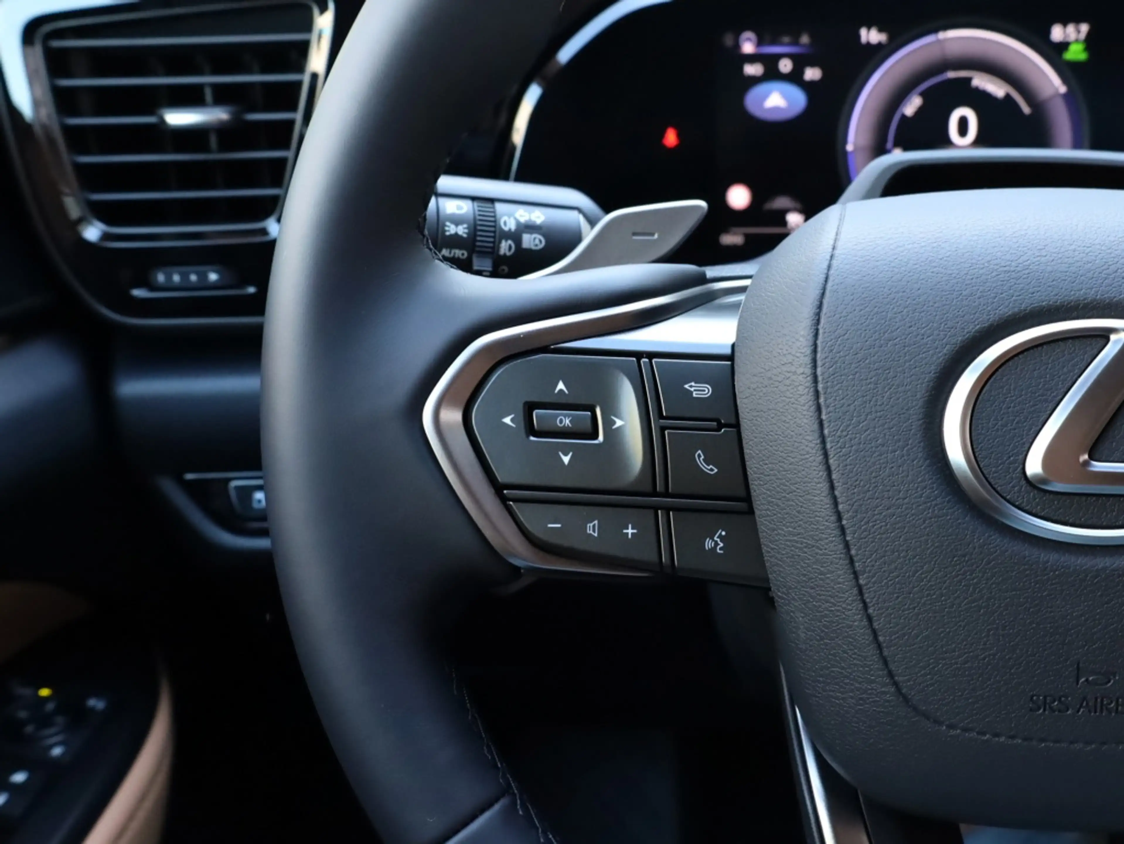 Lexus NX 450h+ AWD Luxury Line Premium | 360 Camera | Stoelventil — photo 22