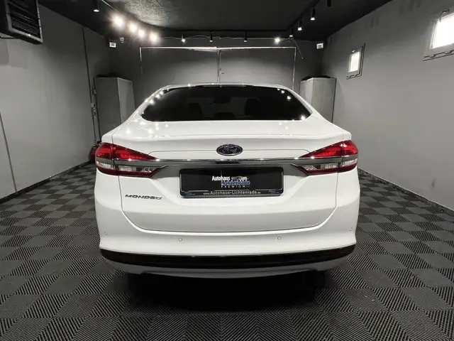 Ford Mondeo view 7