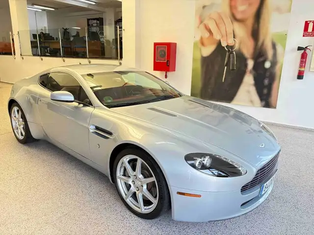 Aston Martin Coupe Sportshift