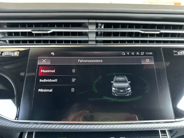 Audi Q8 TFSI e quattro 360 kW Ansicht 16