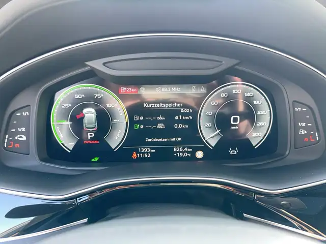 Audi Q8 TFSI e quattro 360 kW Ansicht 10