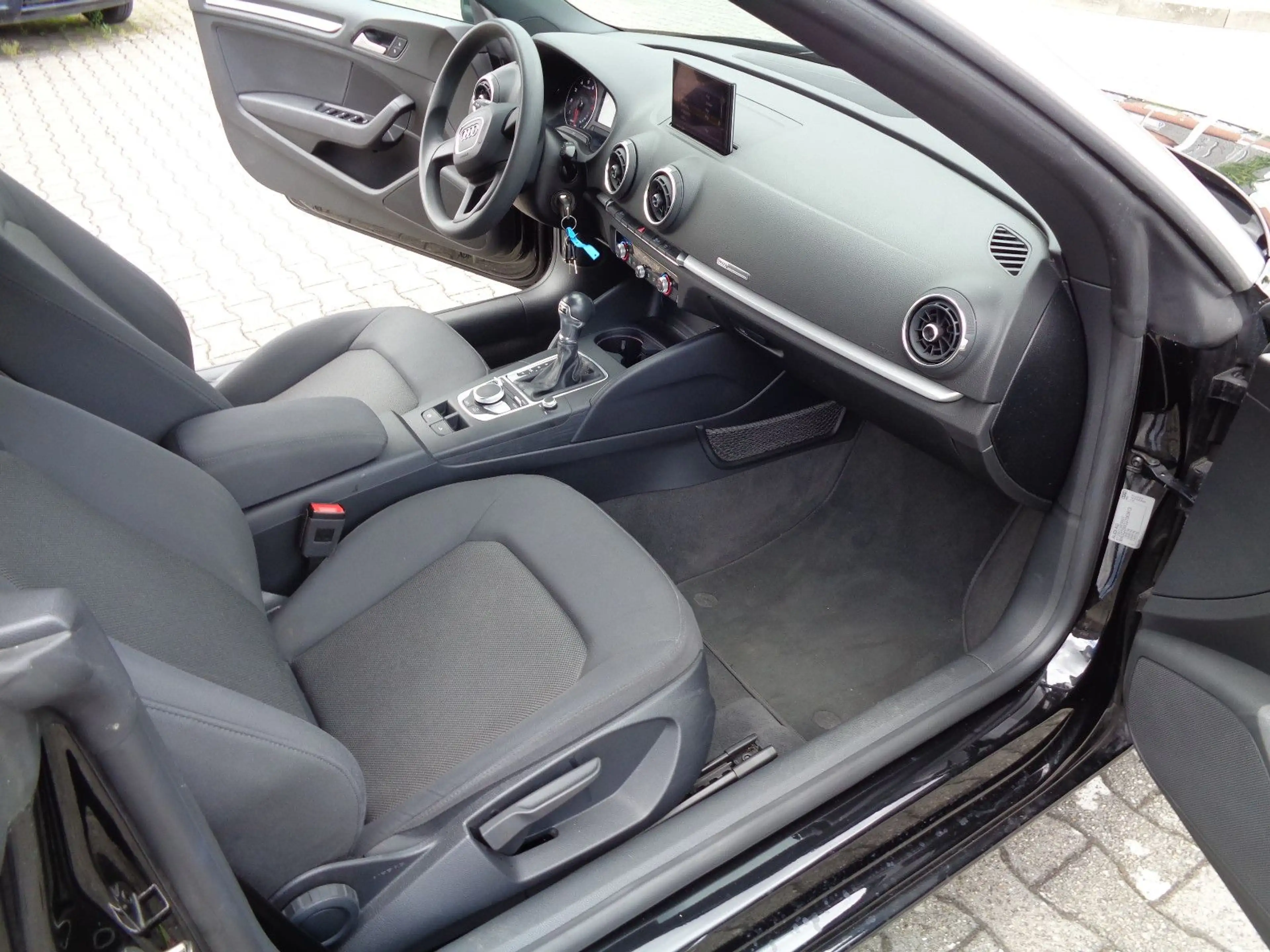 Audi A3 Cabriolet , Xenon, Navi, PTS, AHK abn., Ganzj — photo 12